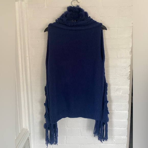 Rabbit fur knit vest - Picture 7 of 7